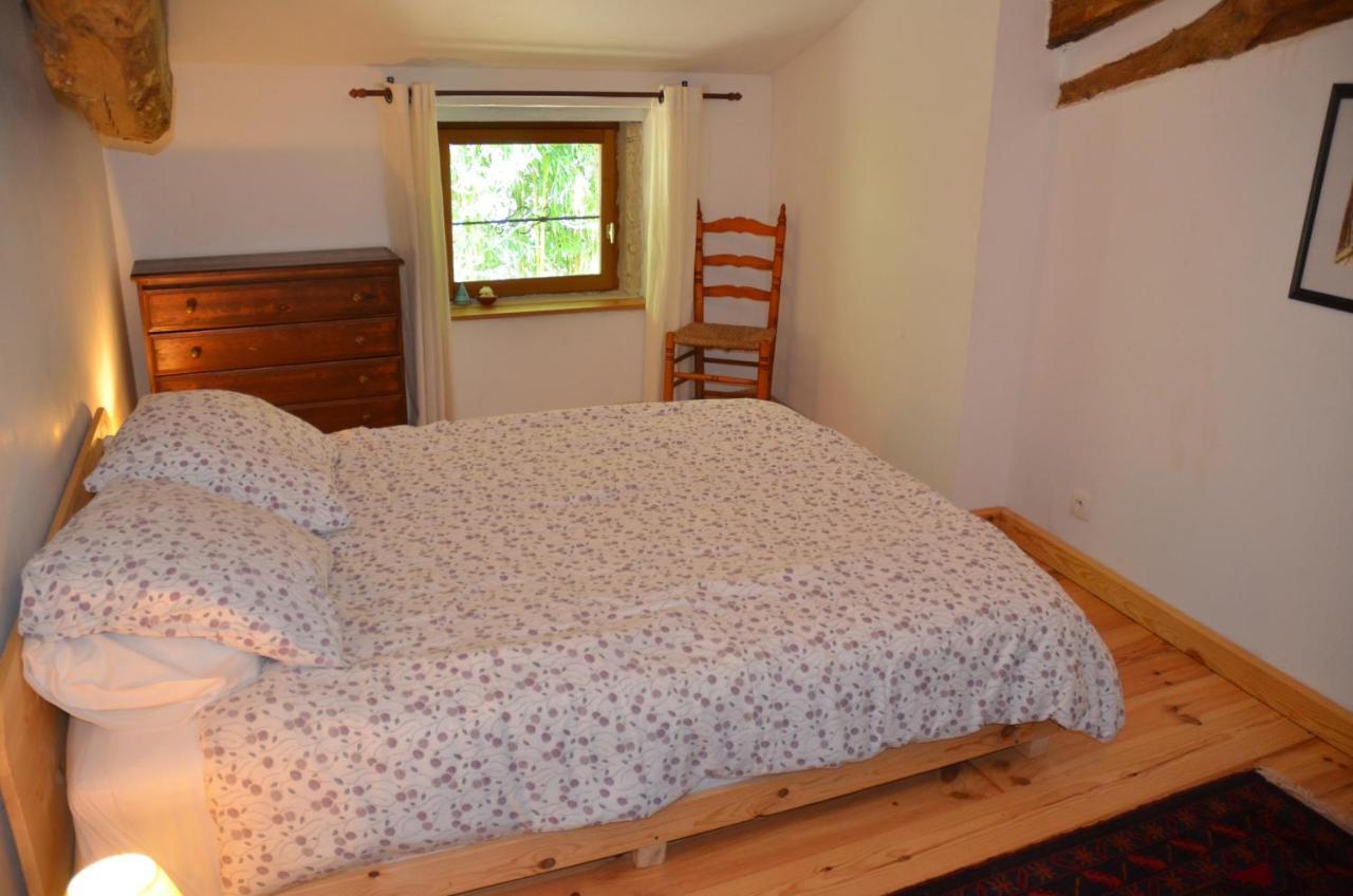 Willa Katy'S Barn Saint-Aulaye-Puymangou Zewnętrze zdjęcie
