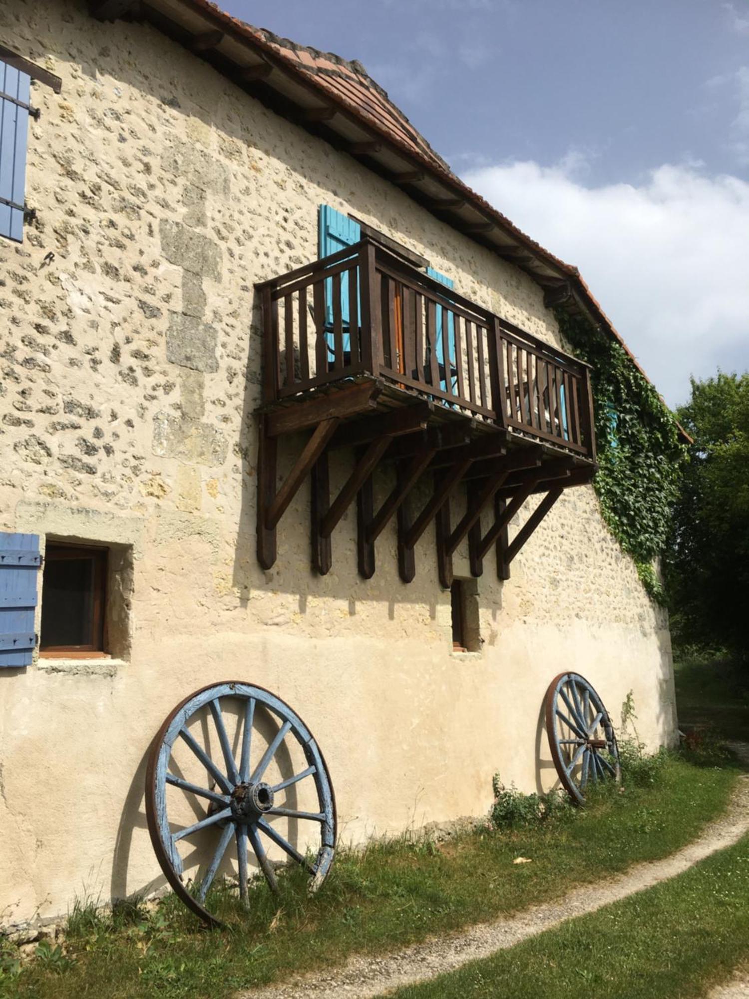 Willa Katy'S Barn Saint-Aulaye-Puymangou Zewnętrze zdjęcie
